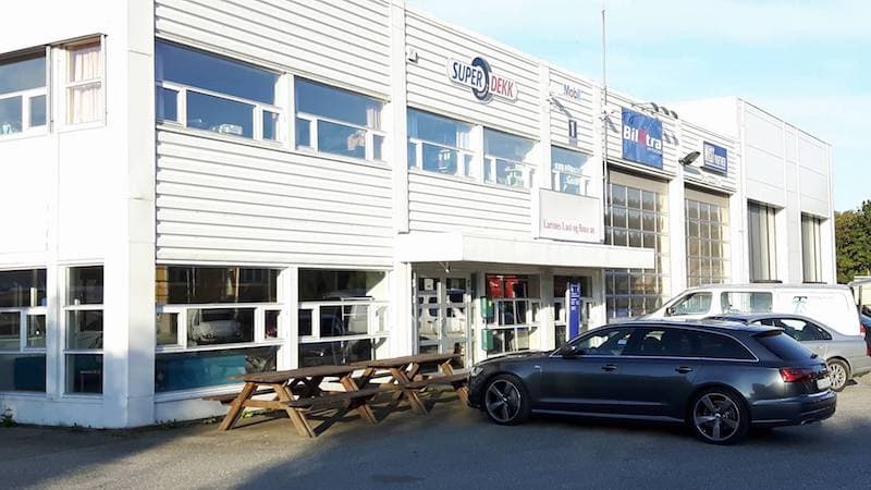 Larsnes Last og Buss AS